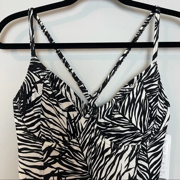 Athleta Palms Kaimana One Piece Swimsuit 36B/C (M) - Picture 6 of 16